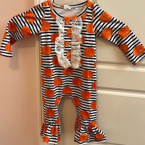 🎃 Boutique Fall Onesie 🎃